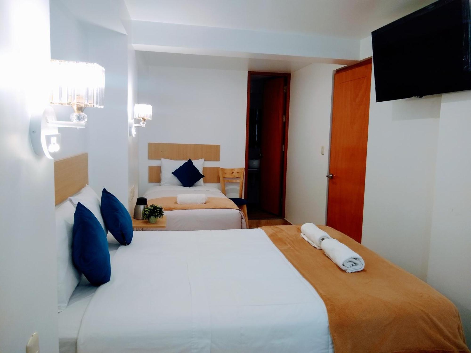 Emmanuel Hotel 2*